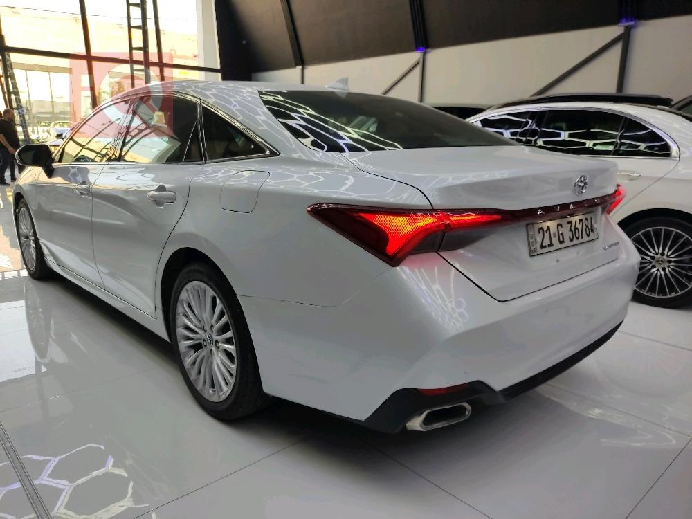 Toyota Avalon